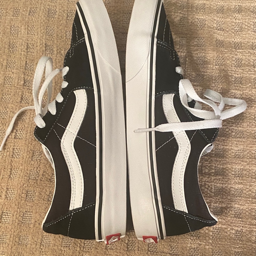 Vans Black and White Men's Sneakers - Picture 5 of 7